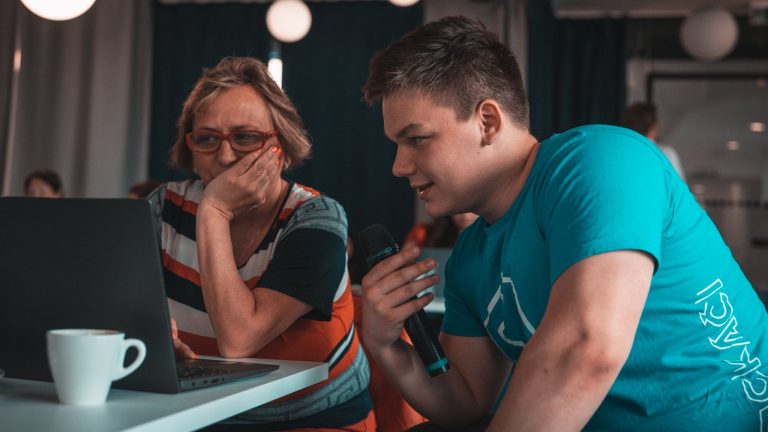 Aičko - Nebojme sa budúcnosti - Bratislava The Spot 3 workshop o AI pre učiteľov - Kockáči